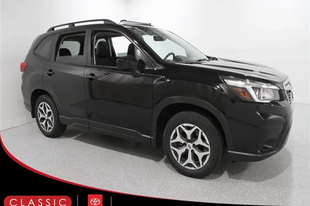 2020 Subaru Forester Premium photo 1