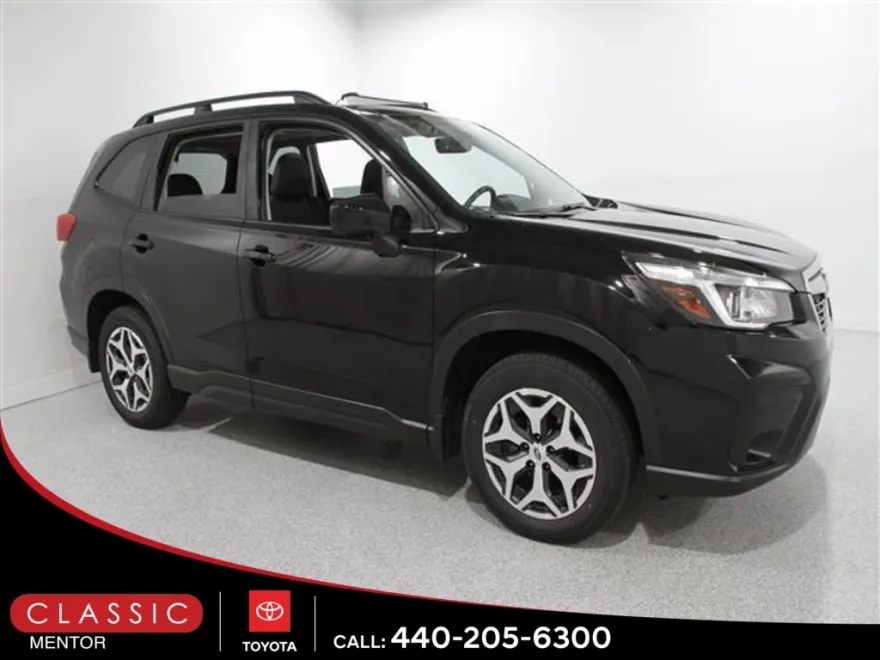 2020 Subaru Forester Premium photo 1
