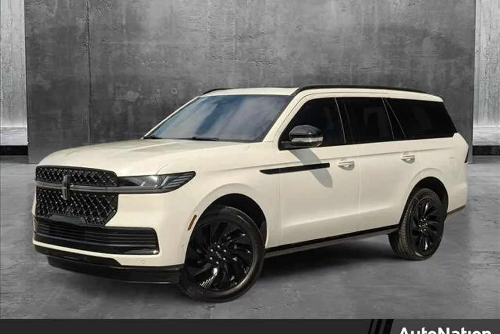 2025 Lincoln Navigator Reserve photo 1