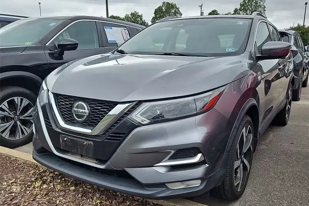 2020 Nissan Rogue Sport SL photo 1
