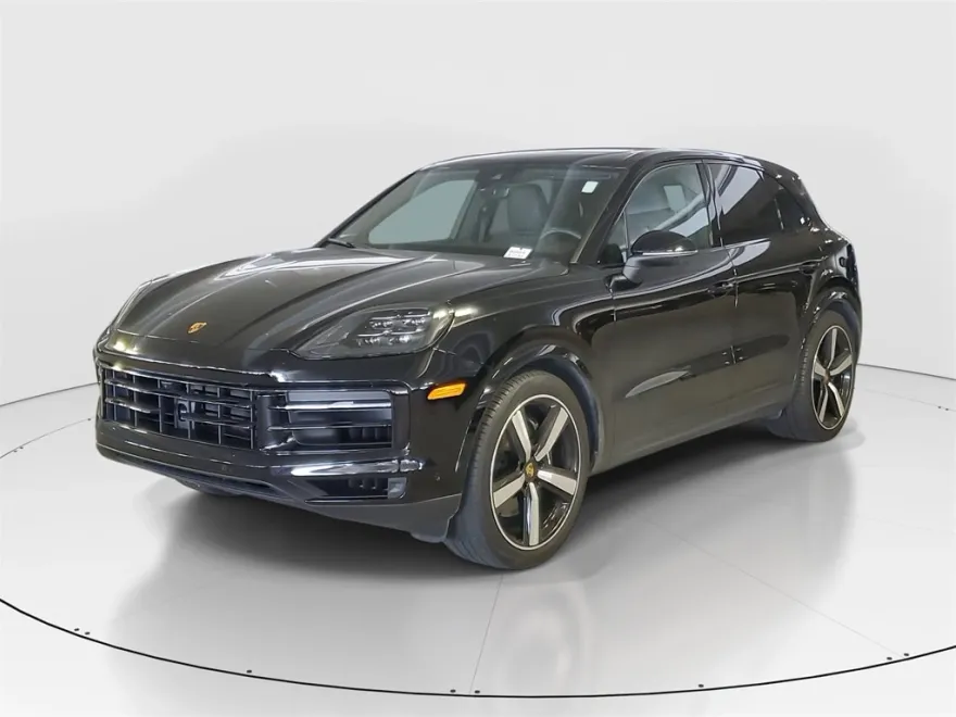 2024 Porsche Cayenne Base photo 1