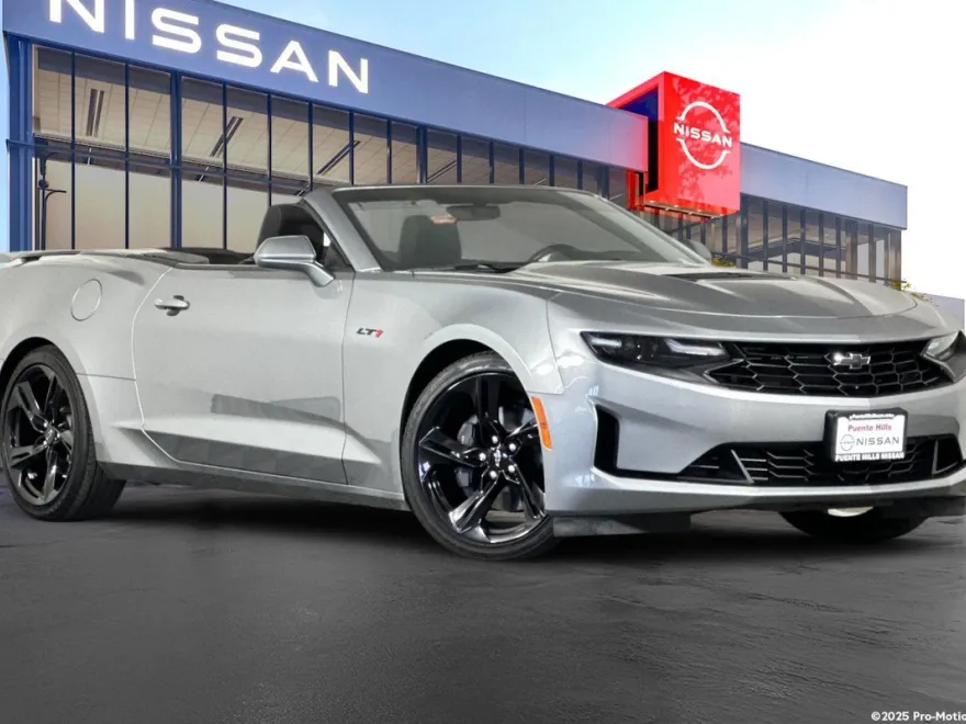2024 Chevrolet Camaro LT1 photo 1