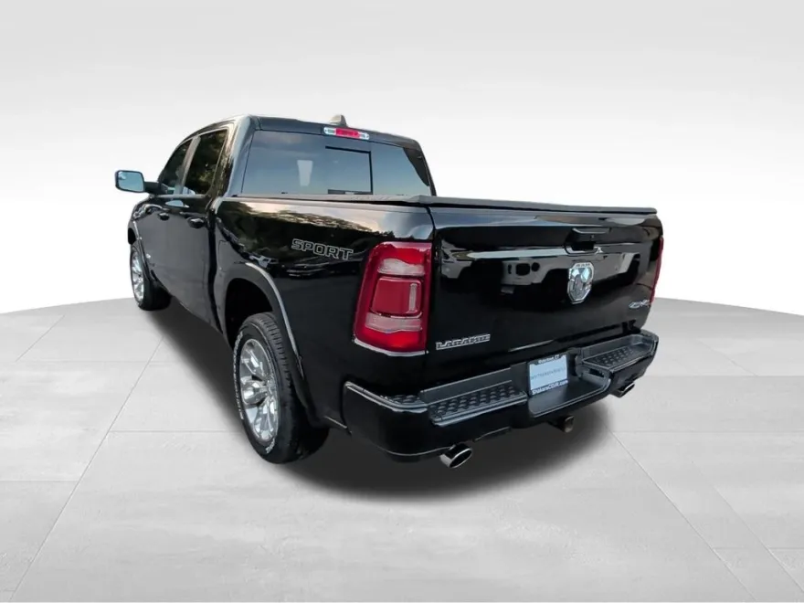 2022 Ram 1500 Laramie photo 1