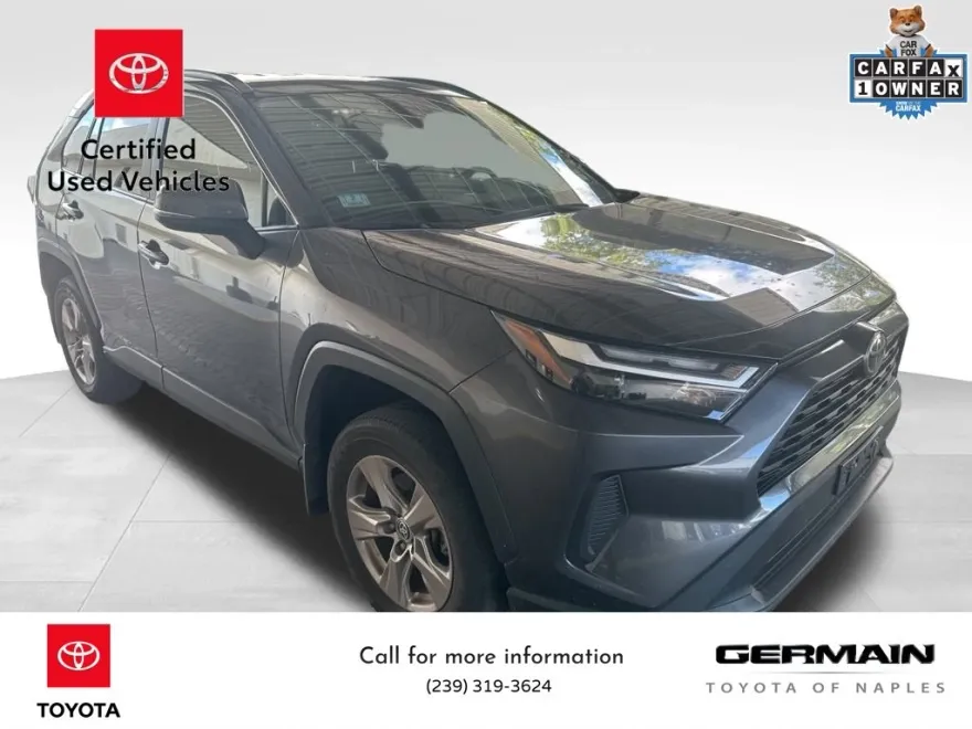 2023 Toyota RAV4 XLE photo 1