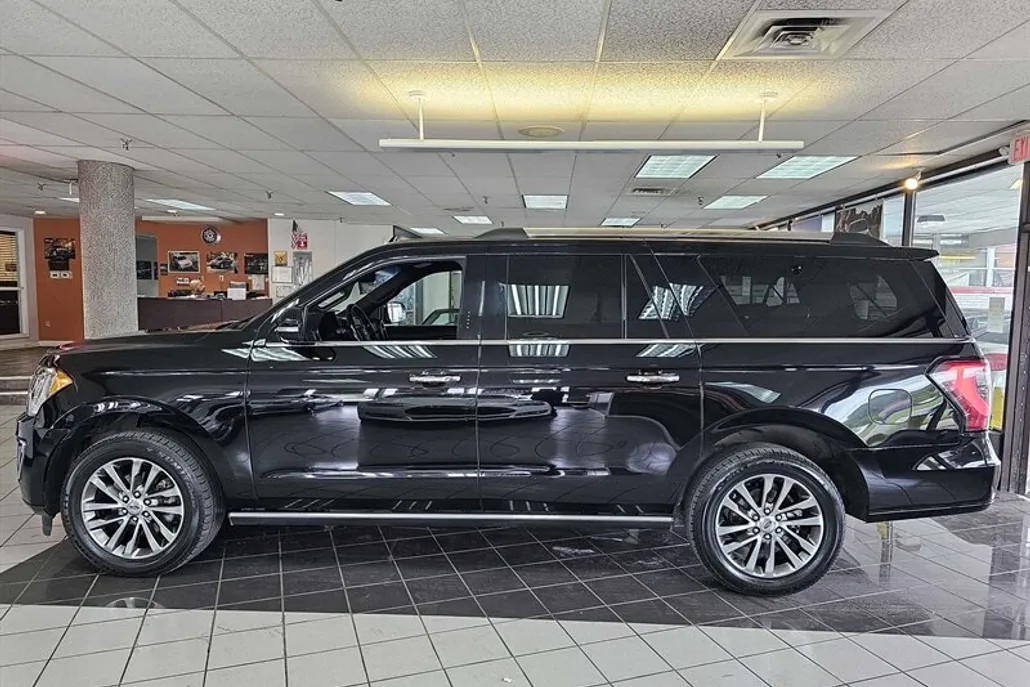 2018 Ford Expedition Limited photo 1