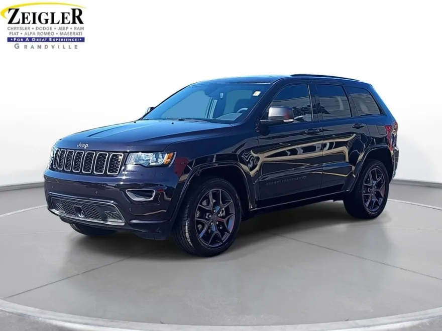 2021 Jeep Grand Cherokee Anniversary Edition photo 1