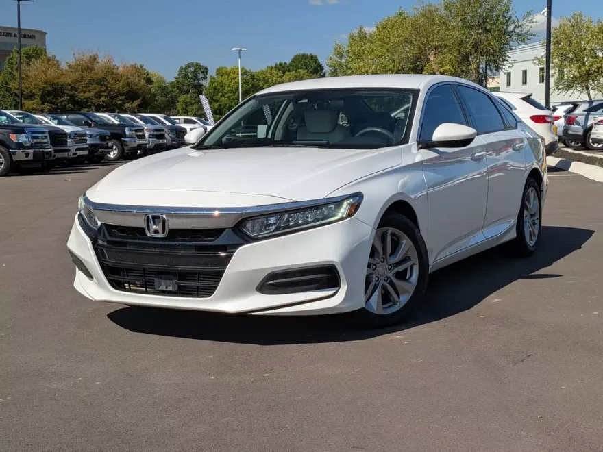 2018 Honda Accord LX photo 1