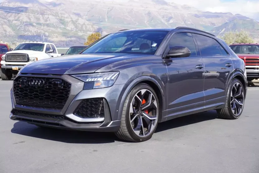 2024 Audi RS Q8 photo 1