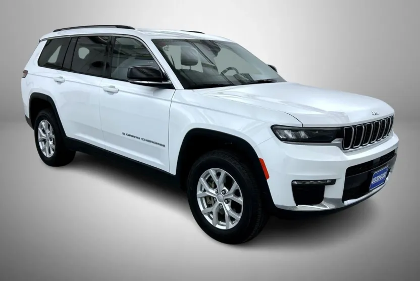 2023 Jeep Grand Cherokee Limited photo 1