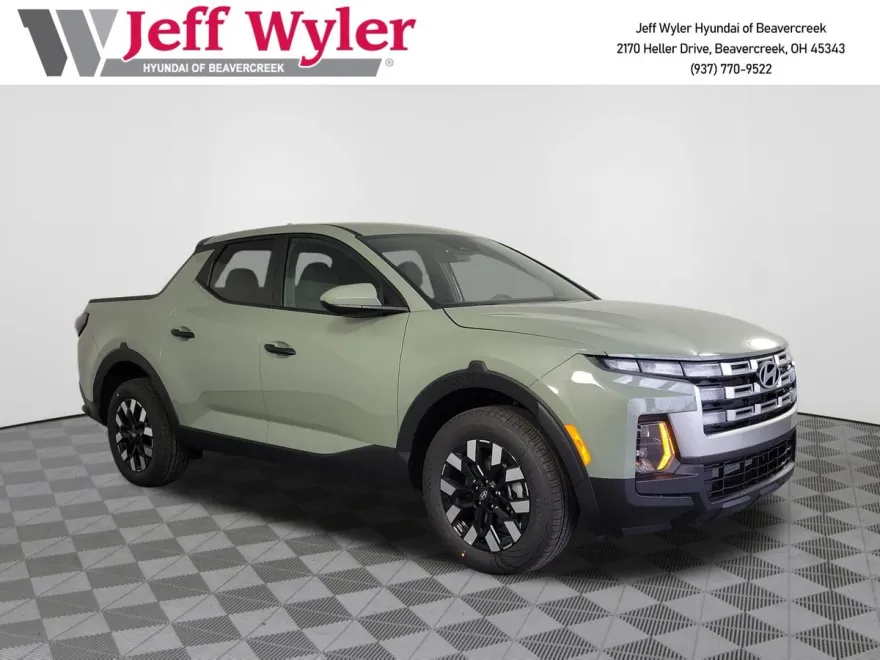 2025 Hyundai Santa Cruz SE photo 1