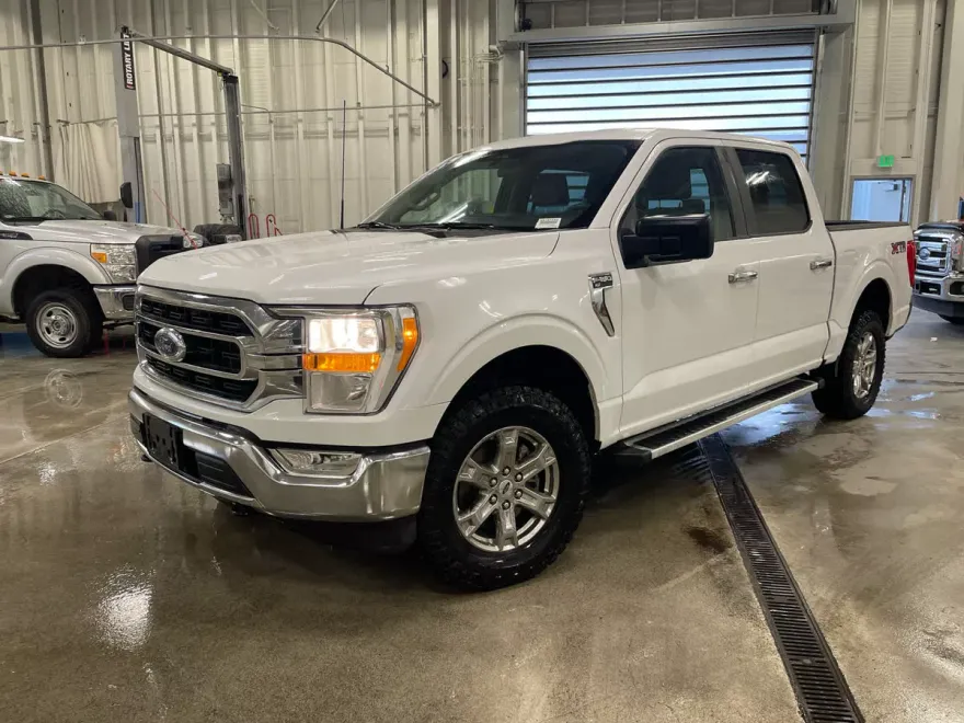 2023 Ford F-150 XLT photo 1