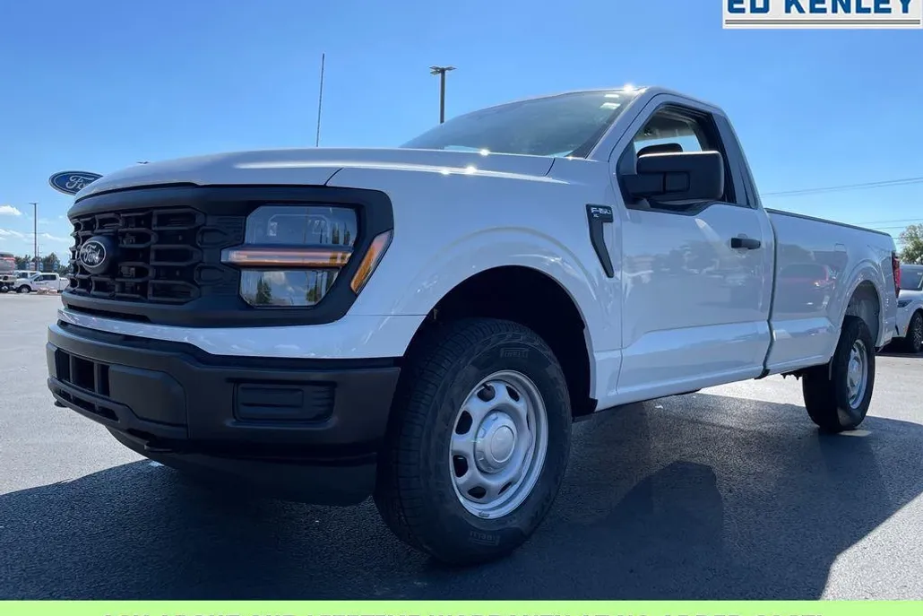 2025 Ford F-150 XL photo 1
