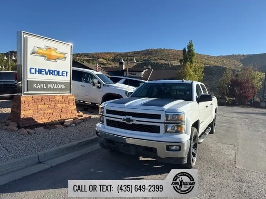 2015 Chevrolet Silverado 1500 LT photo 1