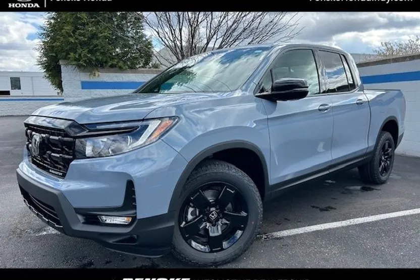 2026 Honda Ridgeline Black Edition photo 1
