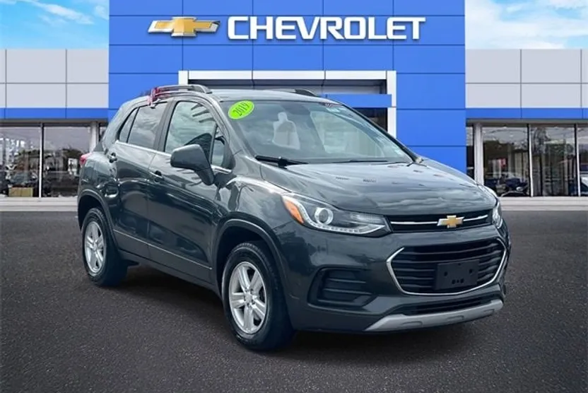 2019 Chevrolet Trax LT photo 1