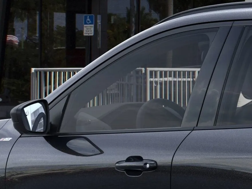 2025 Ford Escape ST-Line photo 18