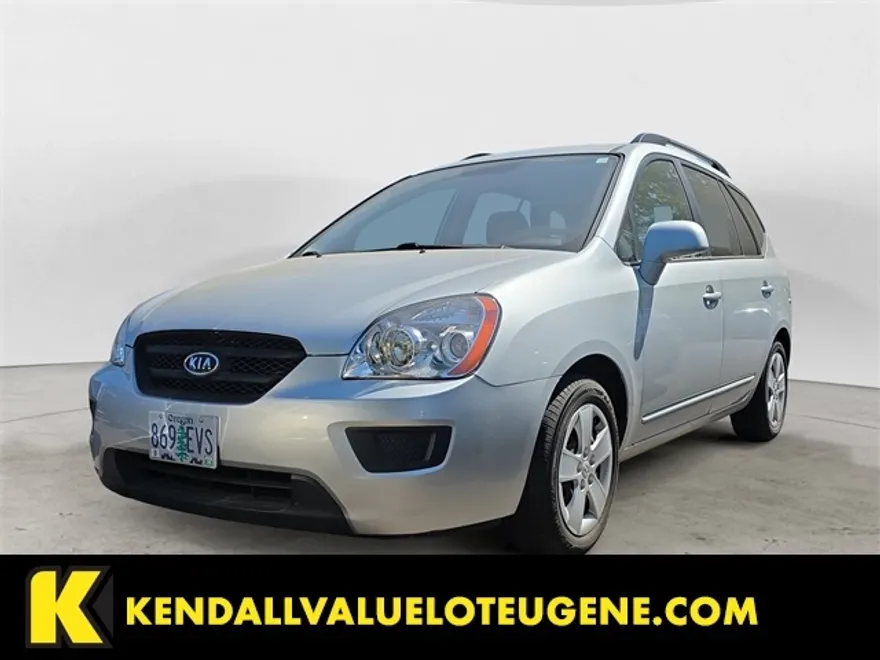 2009 Kia Rondo LX photo 1