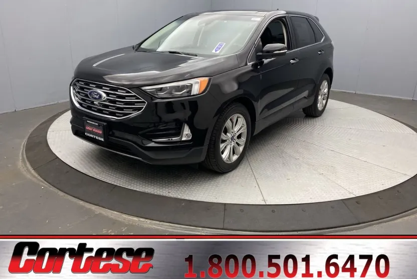 2019 Ford Edge Titanium photo 1