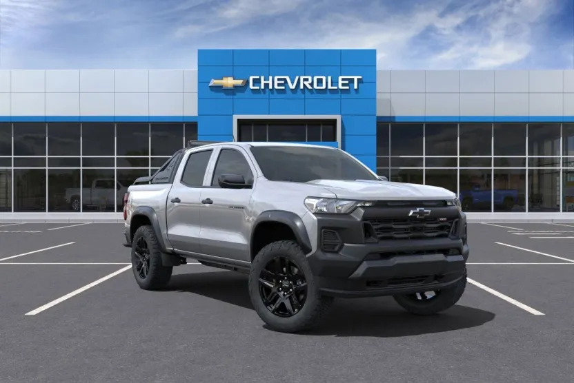 2025 Chevrolet Colorado Trail Boss photo 1