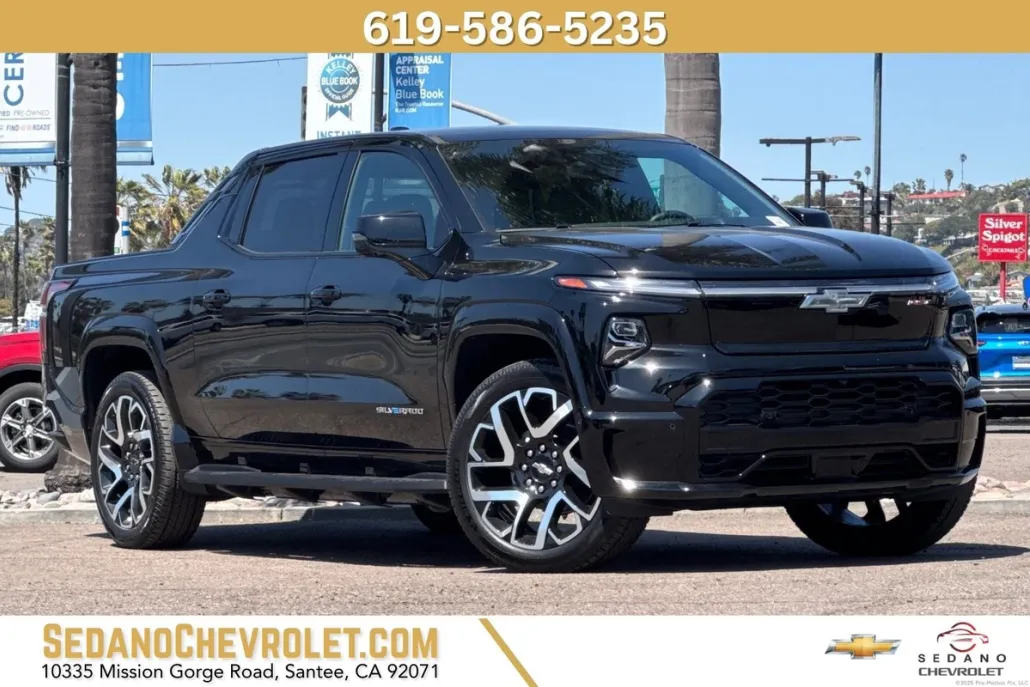 2024 Chevrolet Silverado EV RST photo 1