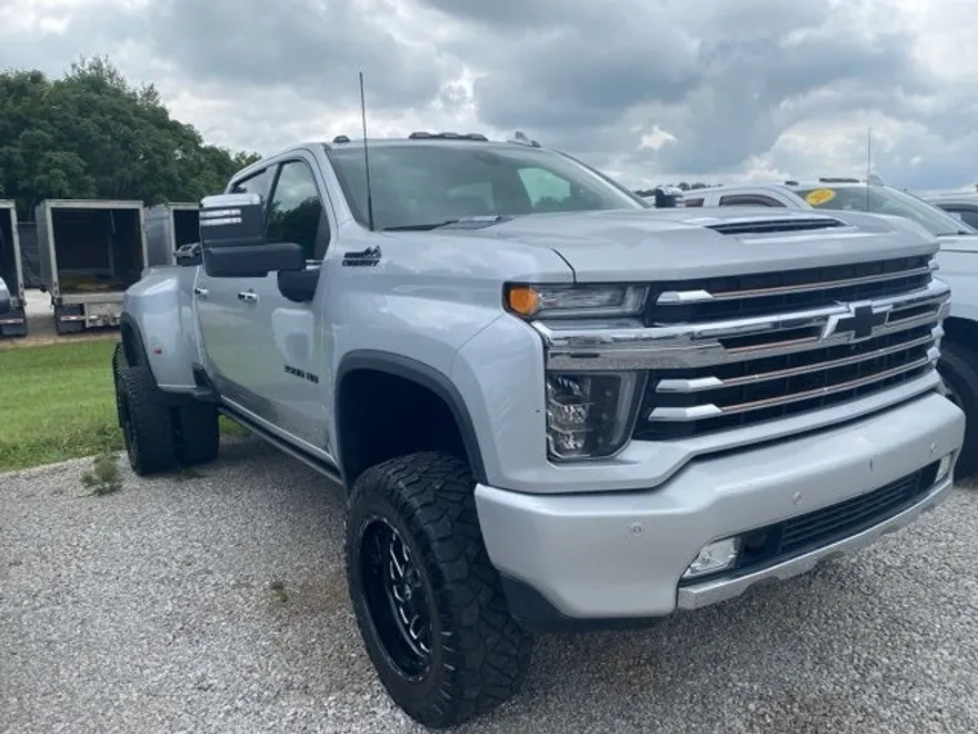 2021 Chevrolet Silverado 3500HD High Country photo 1