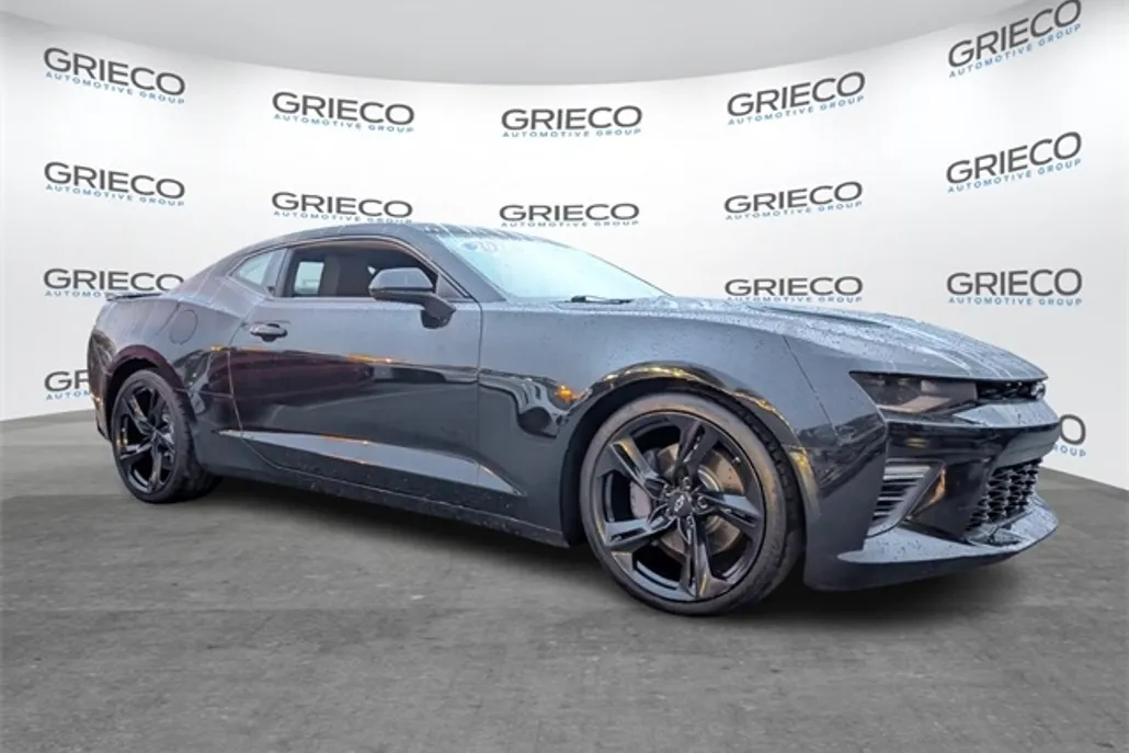 2016 Chevrolet Camaro SS photo 1
