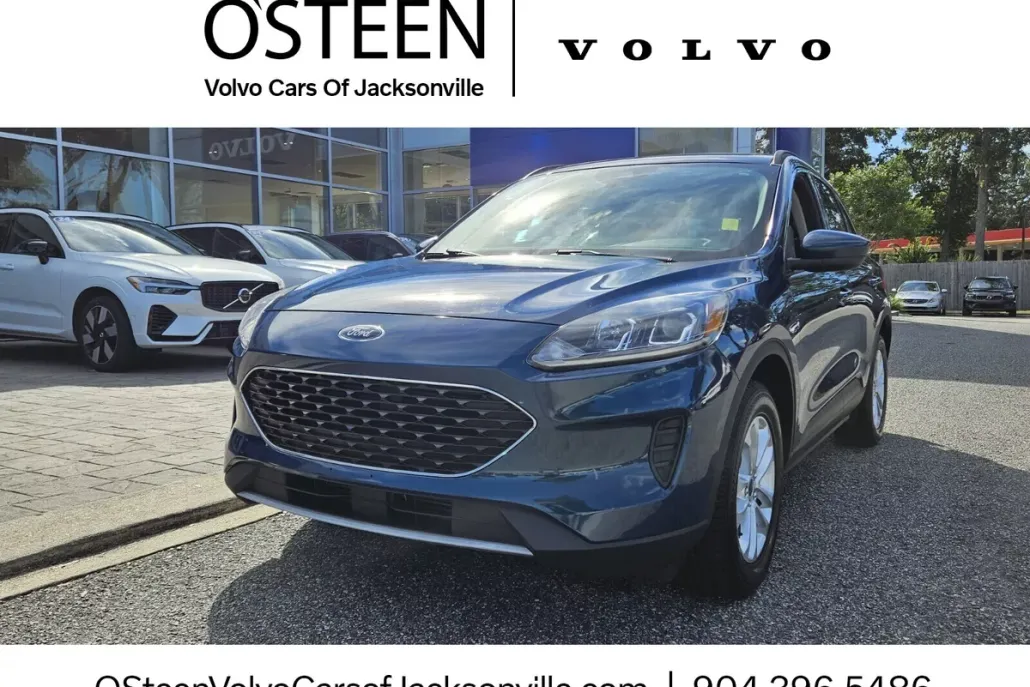 2020 Ford Escape SE photo 1