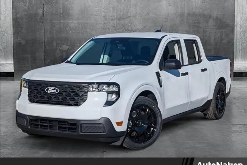 2025 Ford Maverick XL photo 1