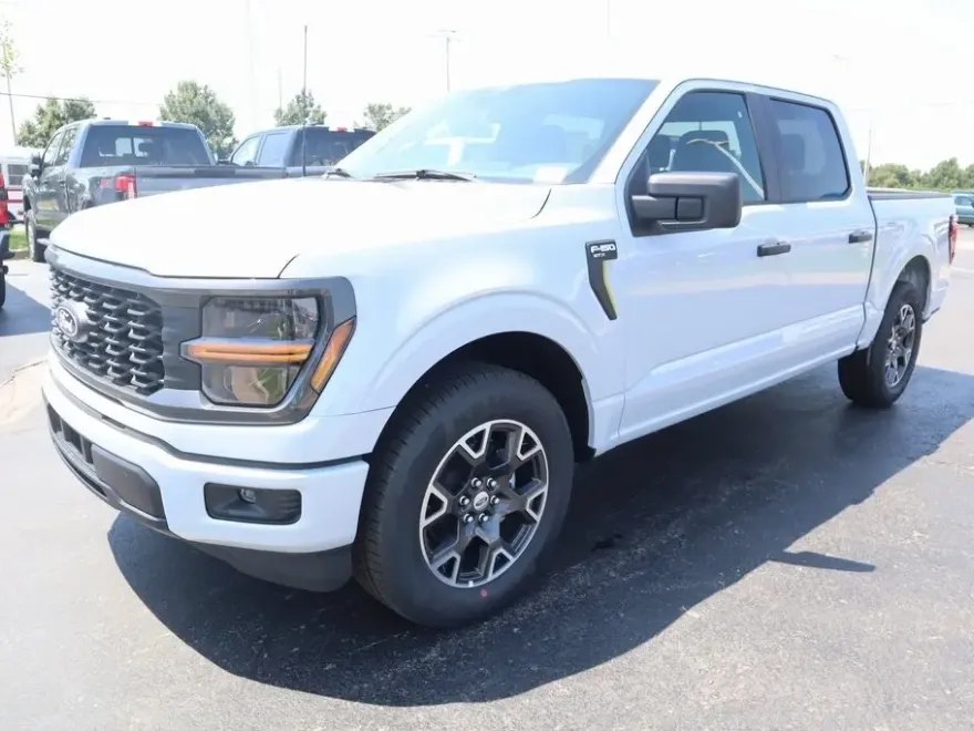 2025 Ford F-150 STX photo 1