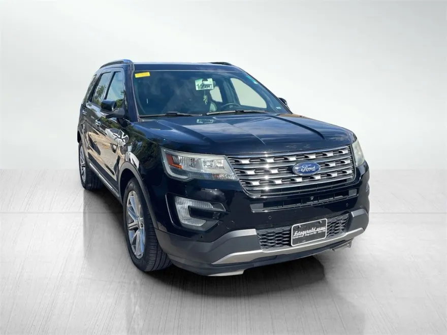 2016 Ford Explorer Limited photo 1