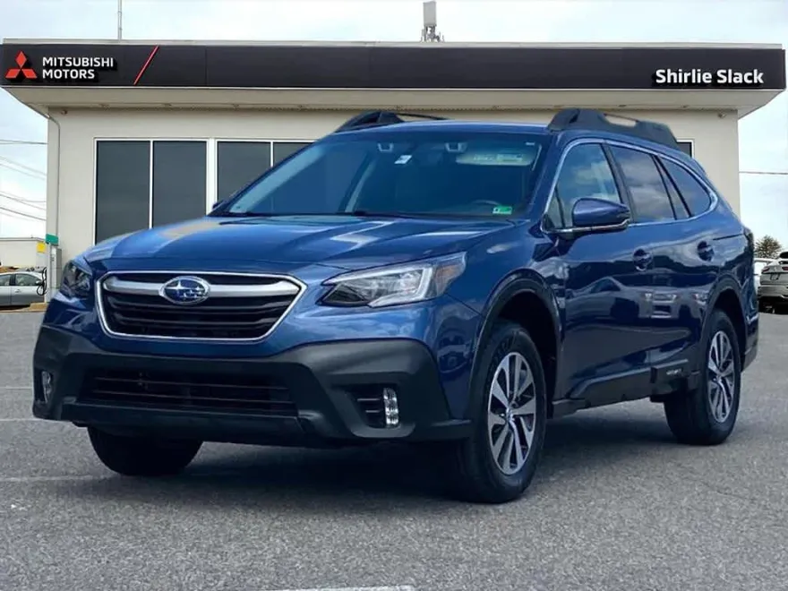 2022 Subaru Outback Premium photo 1