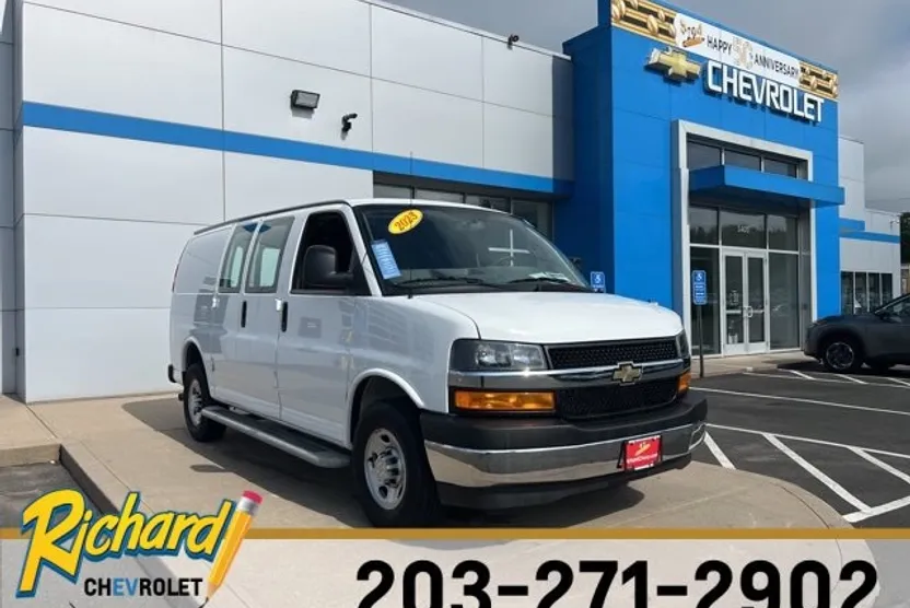 2023 Chevrolet Express Cargo Van 2500 photo 1