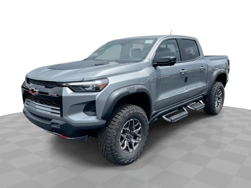 2025 Chevrolet Colorado ZR2 photo 1