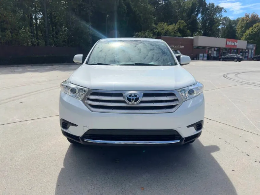 2013 Toyota Highlander Base Hybrid photo 1
