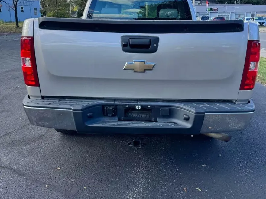 2009 Chevrolet Silverado 1500 Work Truck photo 1