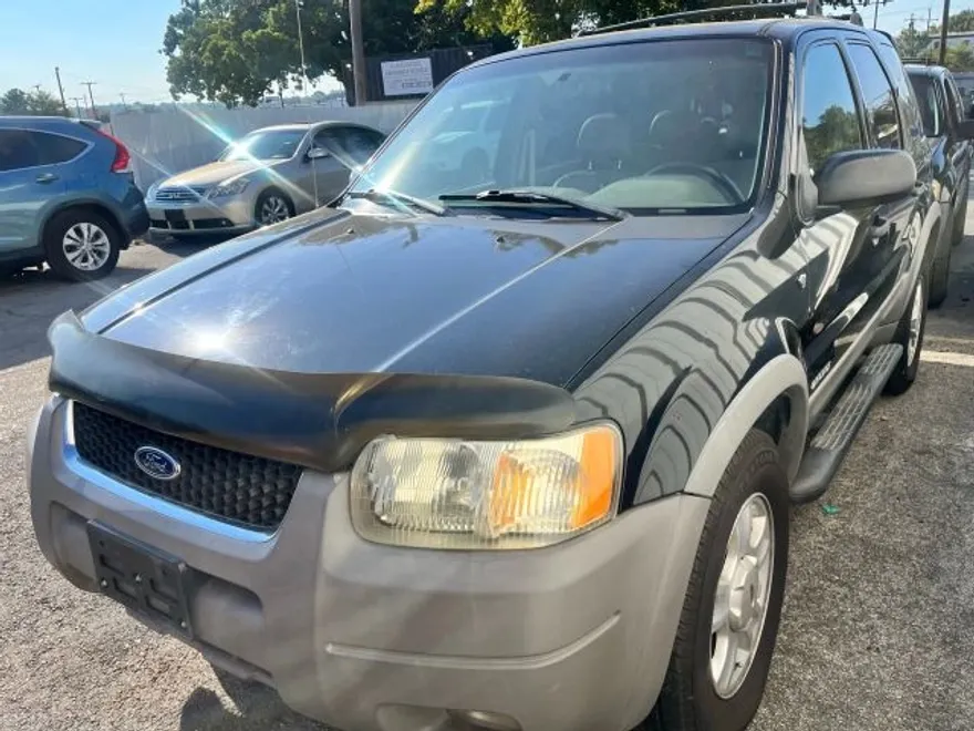 2002 Ford Escape XLT Sport photo 1
