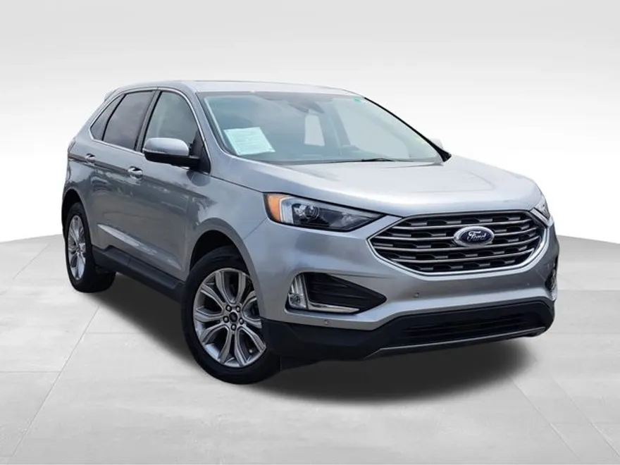2024 Ford Edge Titanium photo 1