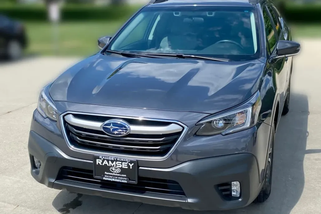 2022 Subaru Outback Base photo 1