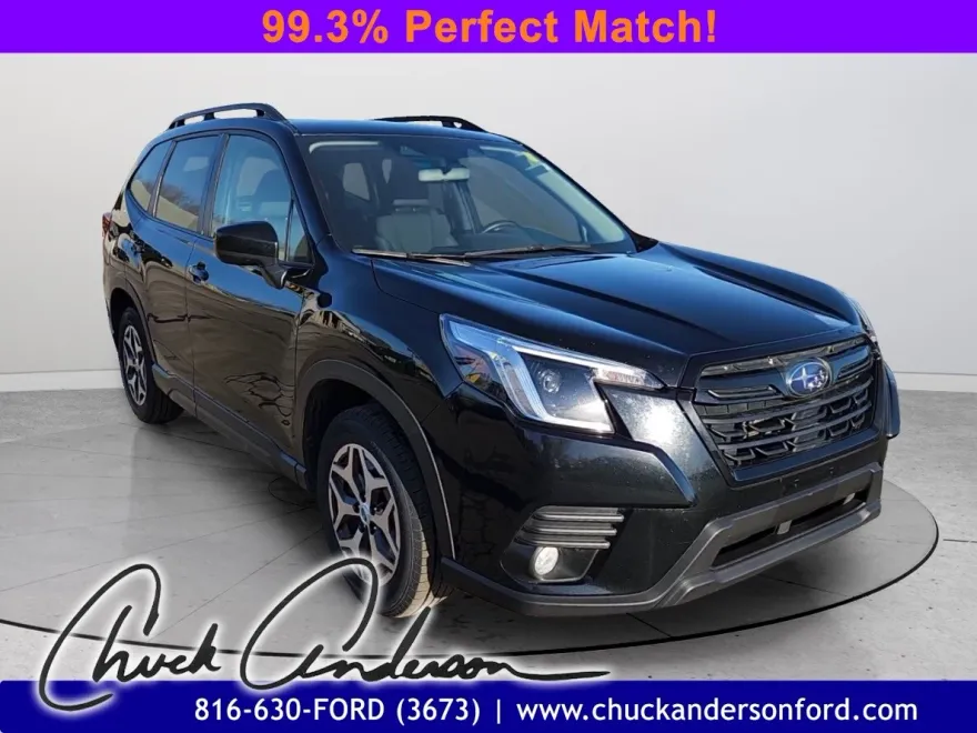 2023 Subaru Forester Premium photo 1