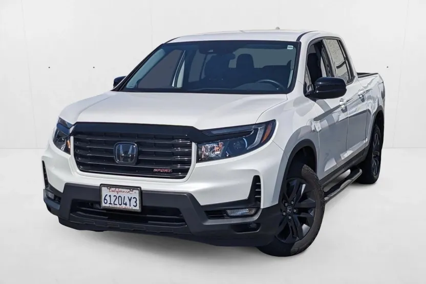 2023 Honda Ridgeline Sport photo 1