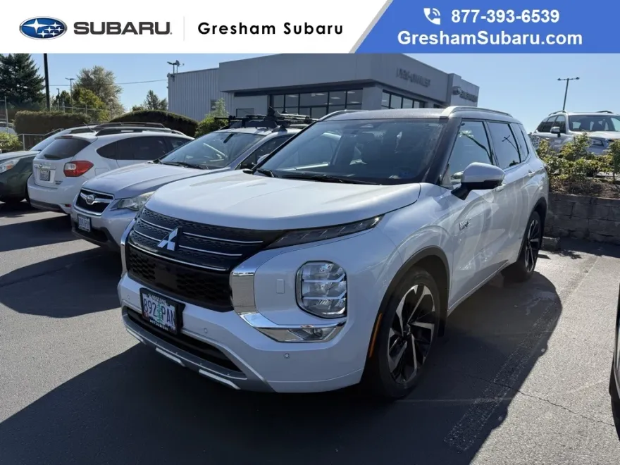 2023 Mitsubishi Outlander PHEV SEL photo 1
