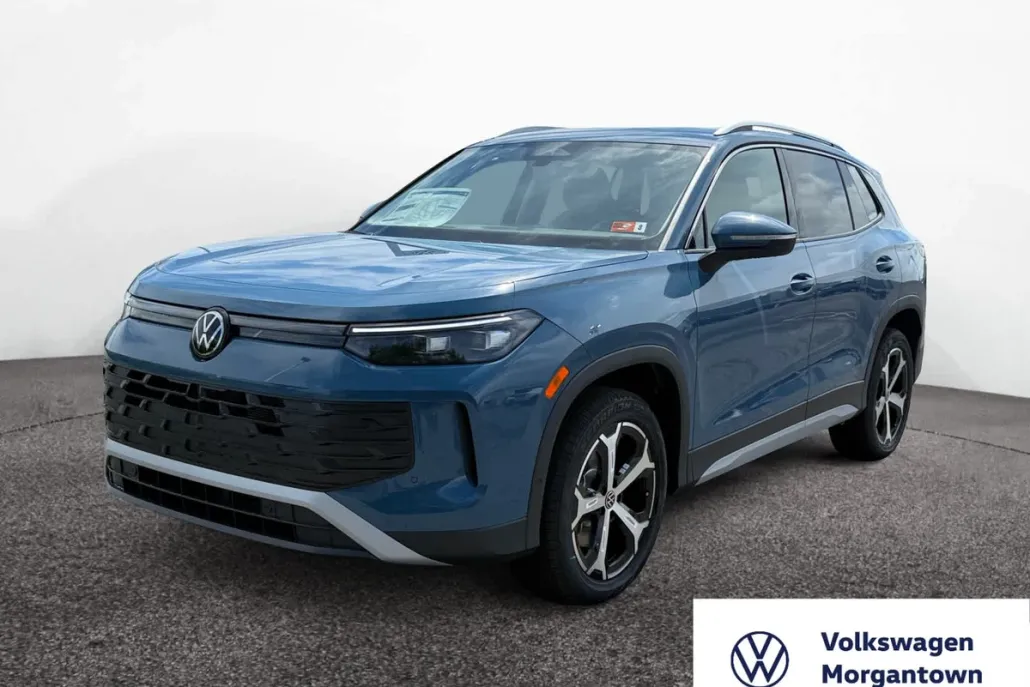 2025 Volkswagen Tiguan SE photo 1