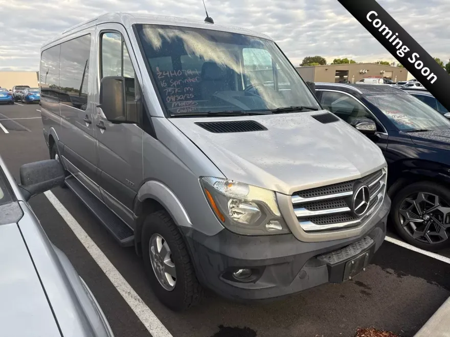 2016 Mercedes Benz Sprinter 2500 144 WB photo 1