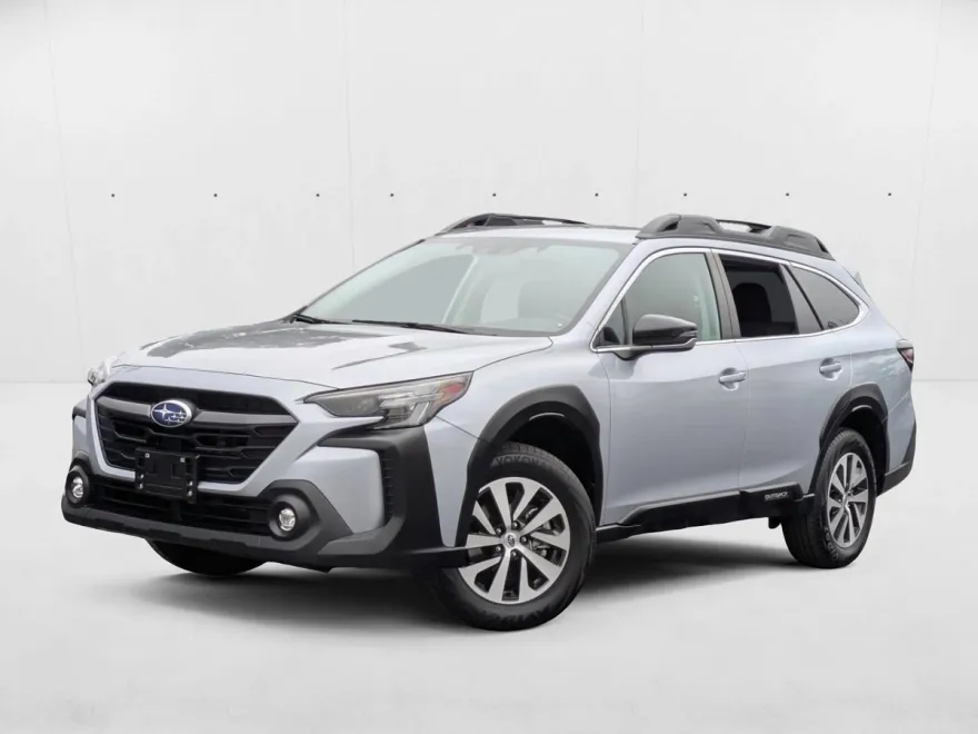 2023 Subaru Outback Premium photo 1