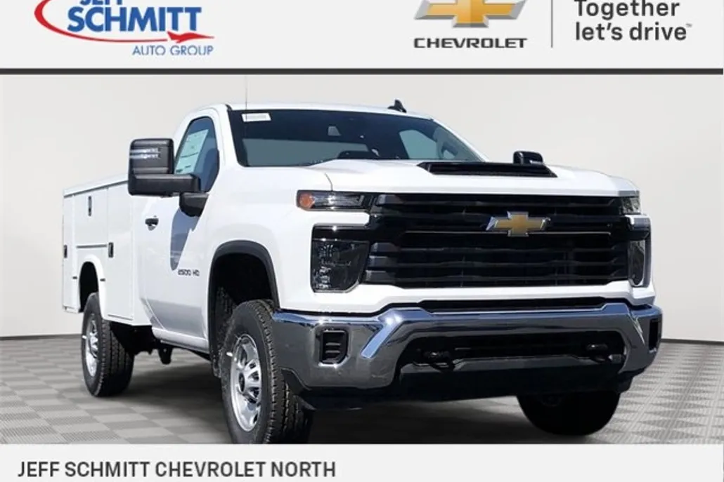 2024 Chevrolet Silverado 2500HD photo 1