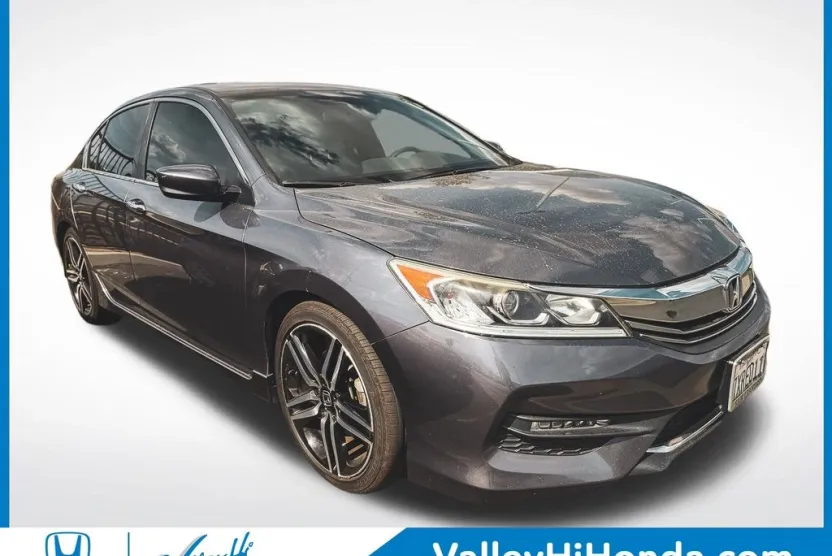 2017 Honda Accord Sport photo 1