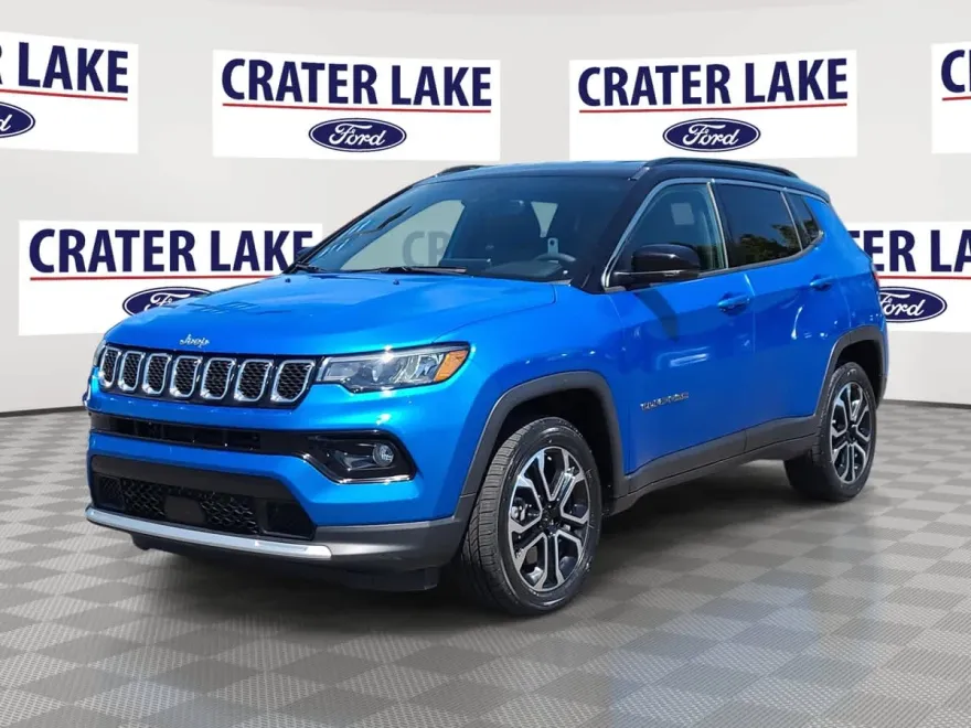 2023 Jeep Compass Limited photo 1