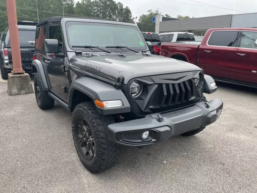 2022 Jeep Wrangler Willys photo 1
