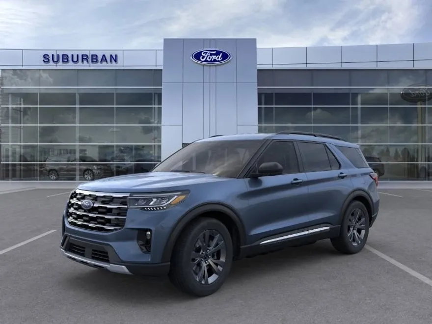 2025 Ford Explorer photo 1