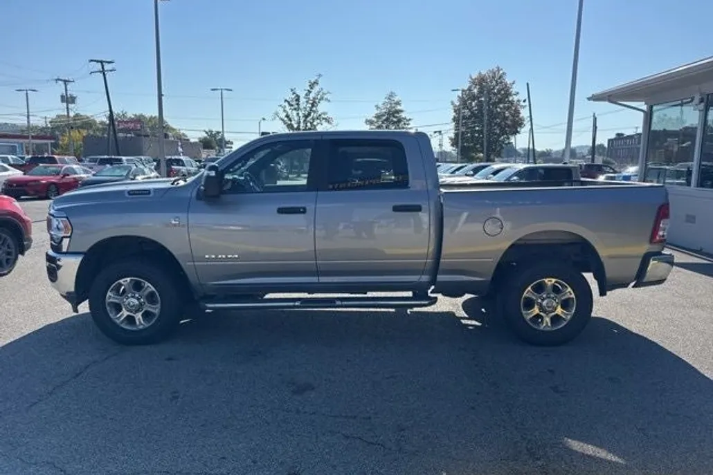 2024 Ram 2500 Big Horn photo 1
